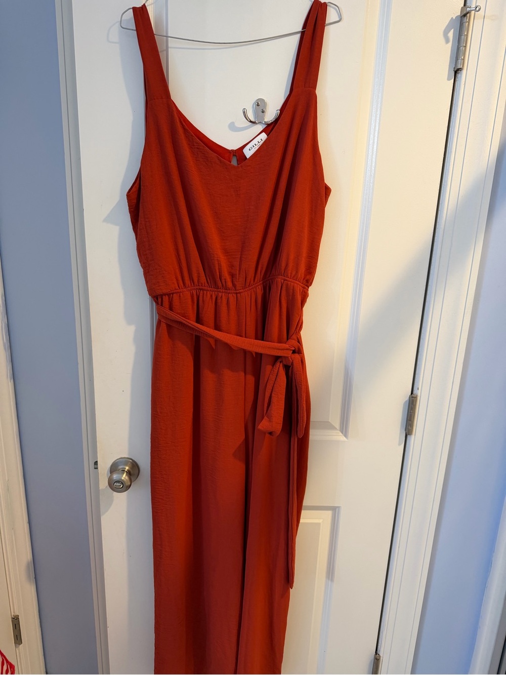 Gilli Rust Red Sleeveless Dress